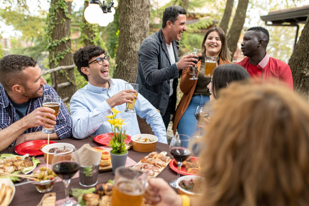 Taste of Twin Lakes: The Ultimate Guide to Dining in Kent’s Hidden Foodie Haven